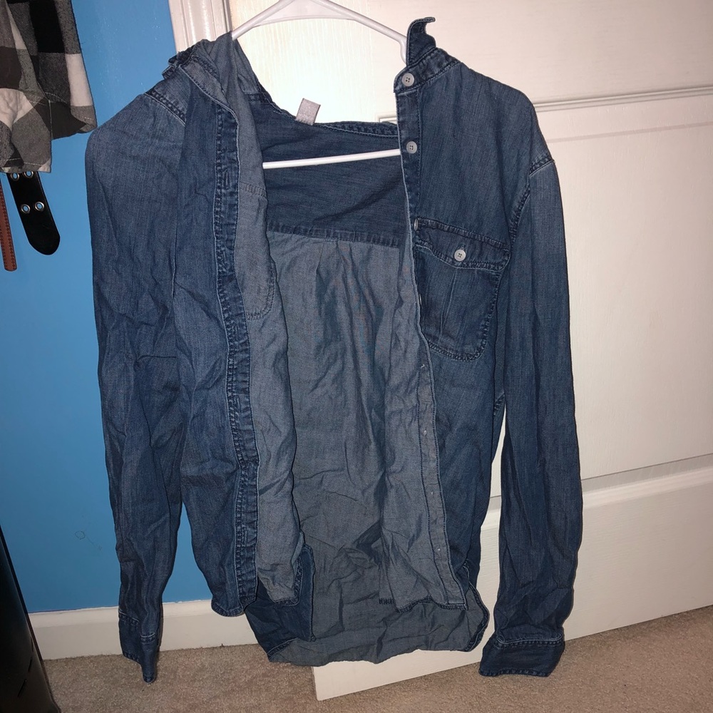 A blue jean jacket